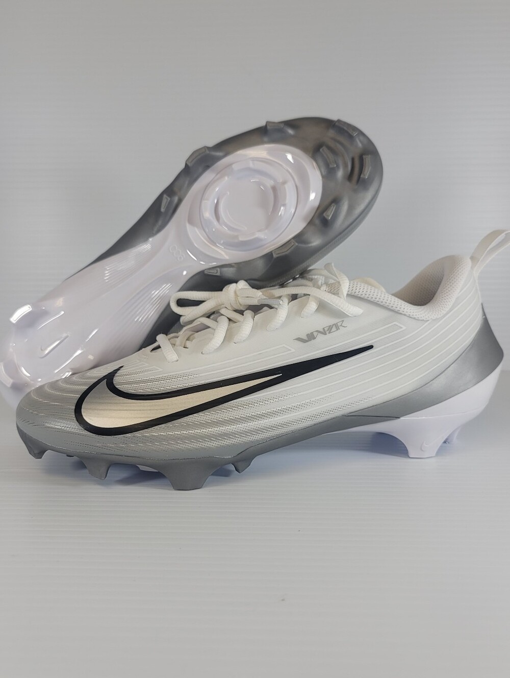 Nike Vapor Speed 3 Mens Size 10.5 Football Cleats White Grey Silver FB3303-100
